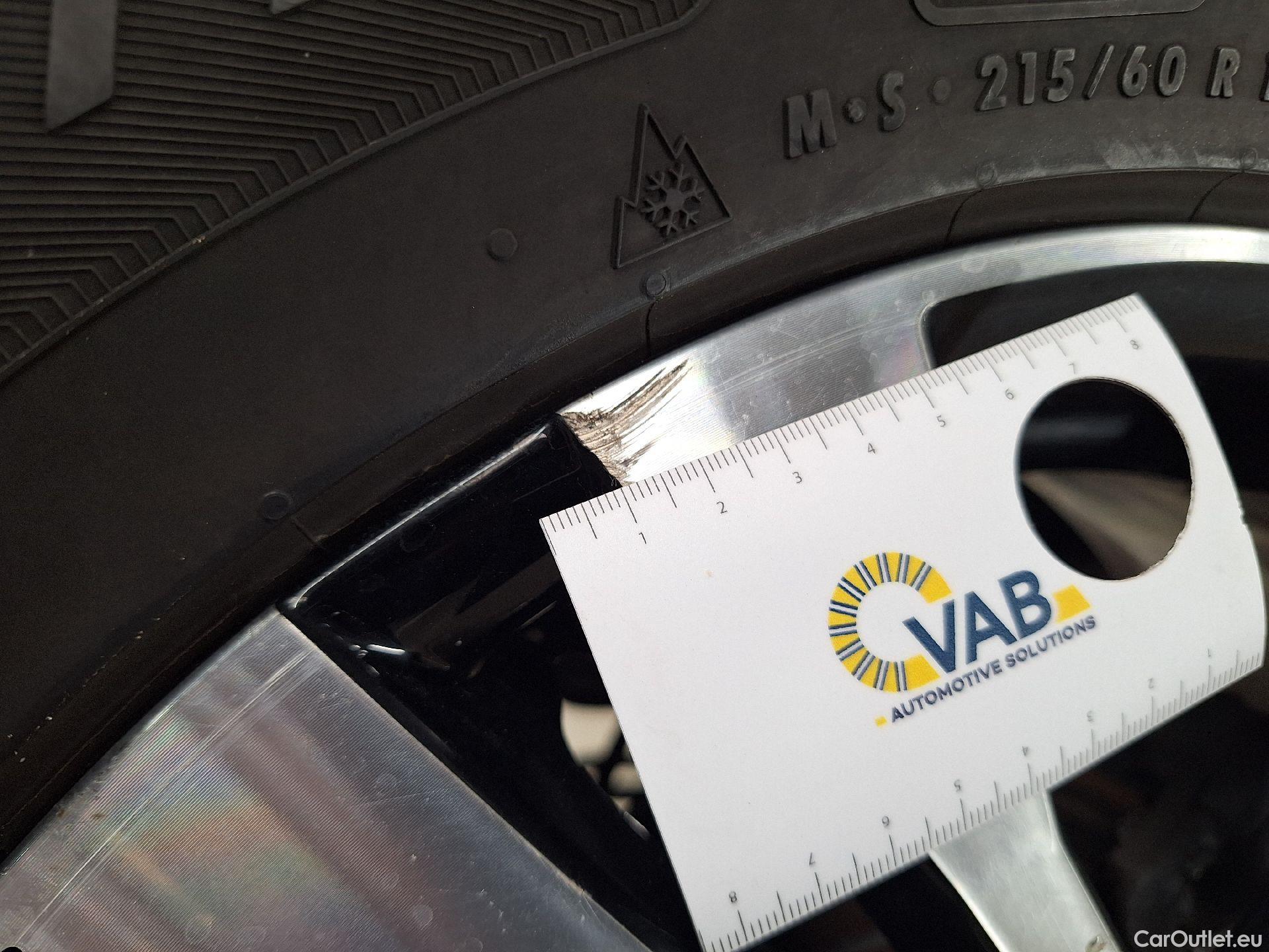  Peugeot  2008 Peugeot,  '19, Peugeot  1.5 BlueHDi 81kW S&S GT 5d #36