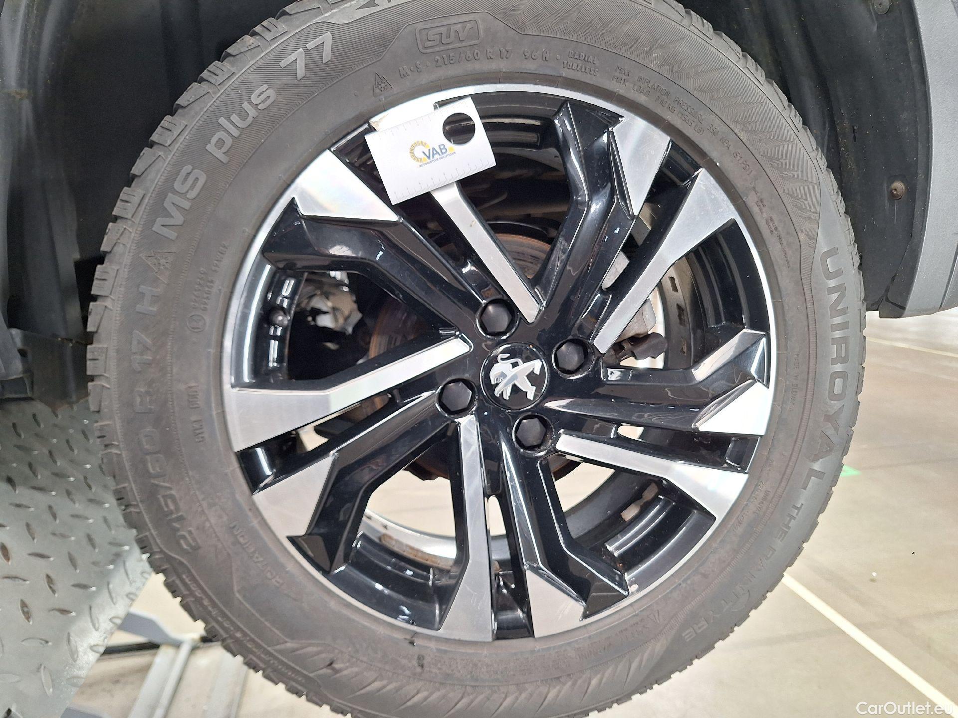  Peugeot  2008 Peugeot,  '19, Peugeot  1.5 BlueHDi 81kW S&S GT 5d #35