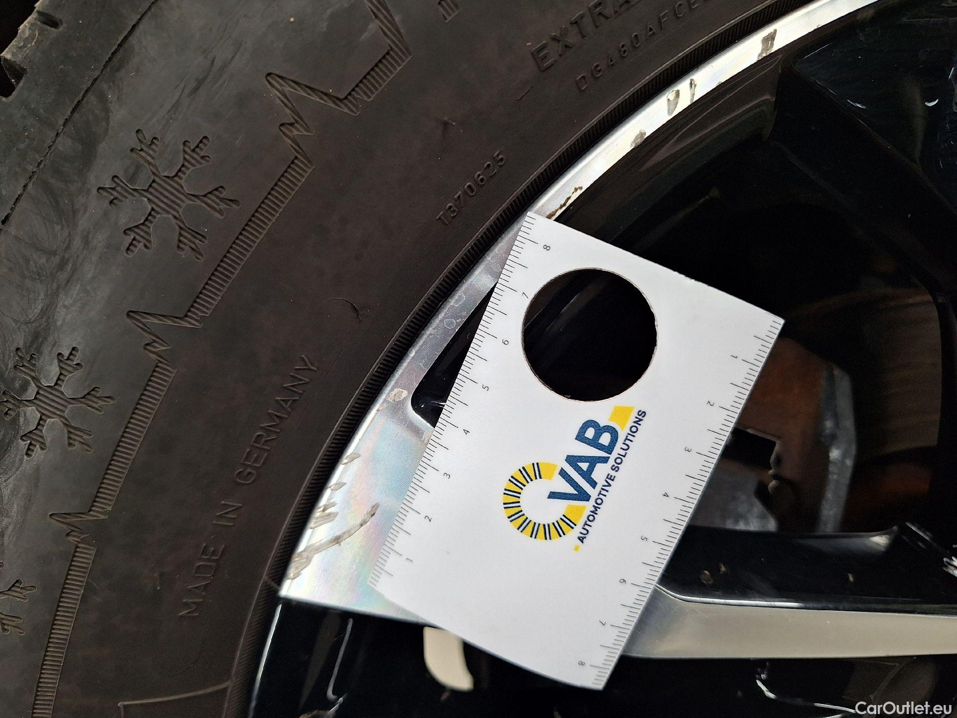  Peugeot  2008 Peugeot,  '19, Peugeot  1.5 BlueHDi 81kW S&S GT 5d #33