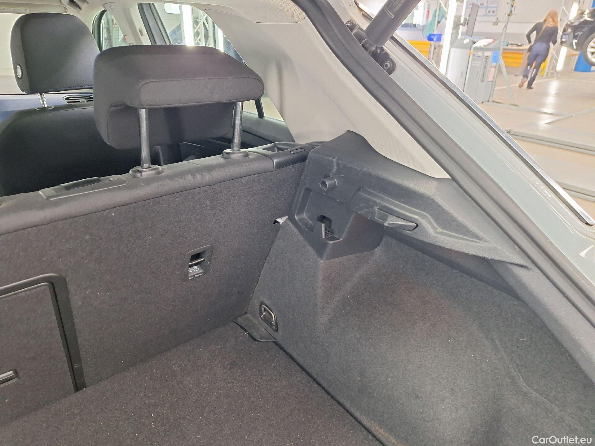  Volkswagen  T-ROC VW,  '17, Volkswagen  2.0 TDI 85kW United 5d #2