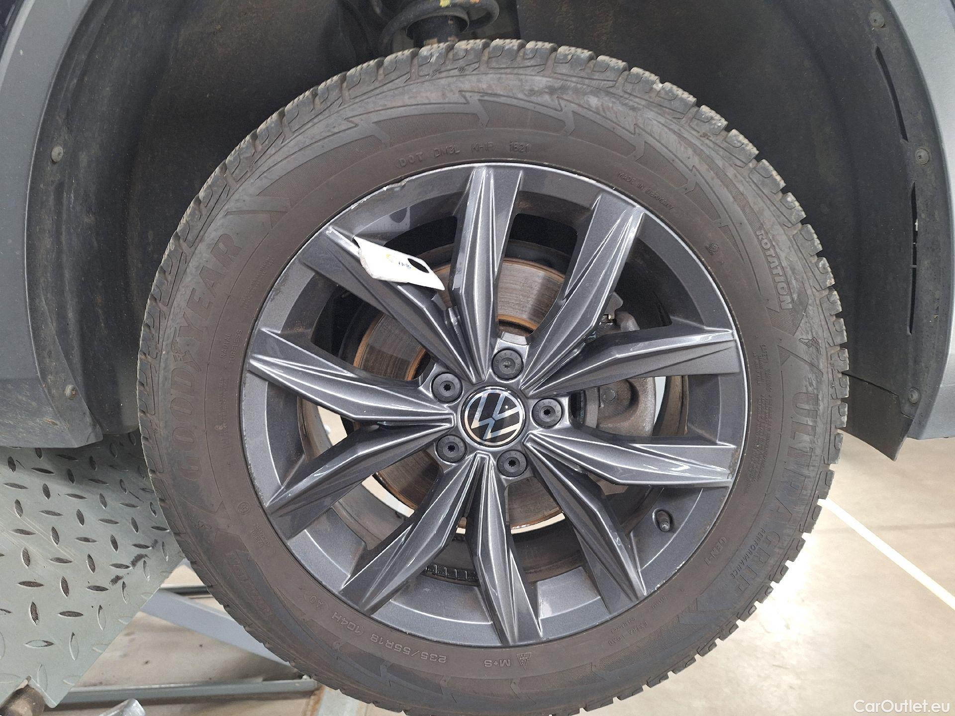  Volkswagen  Tiguan VW,  Alls FL'21, Volkswagen  Allspace 2.0 TDI DSG Life 5d #25