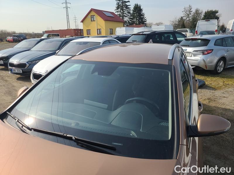  KIA  Cee'd Ceed  (CD) (2018->) Ceed SW 1.5 T-GDI 118 Top AT #1