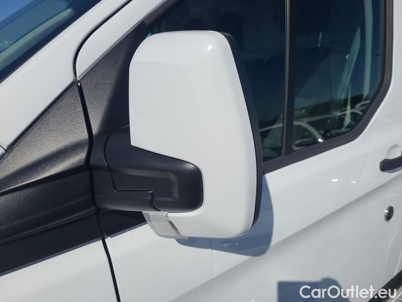  Ford  Transit  Custom (2013) Tr.C.2.0EB 300 Trend L2 4d #3