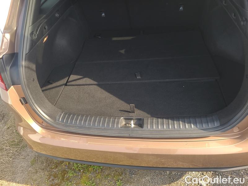  KIA  Cee'd Ceed  (CD) (2018->) Ceed SW 1.5 T-GDI 118 Top AT #6