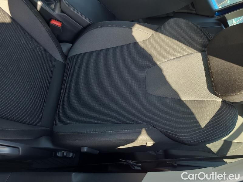  Skoda  Octavia  Combi (NX3)(2020) Oct.Combi 2.0TDI 85 Ambition #8