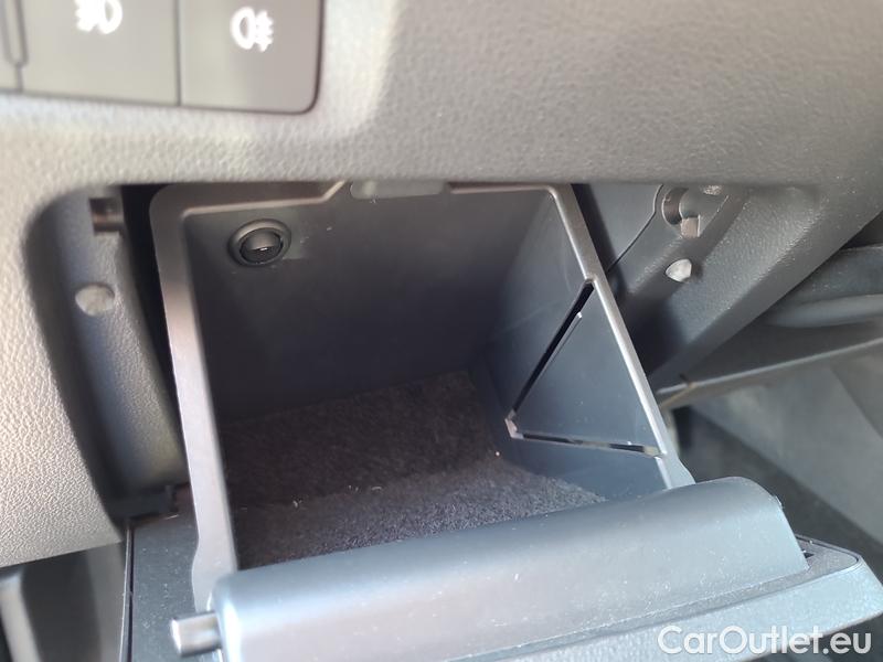  Skoda  Octavia  Combi (NX3)(2020) Oct.Combi 2.0TDI 85 Ambition #9