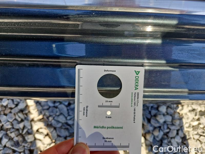  Skoda  Octavia  Lim. (NX3)(2020) Oct.2.0TDI 110 Style 5d #9