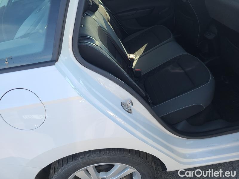 Skoda  Fabia  Combi (2015) Com.1.0TSI 70 Ambition 5d #8