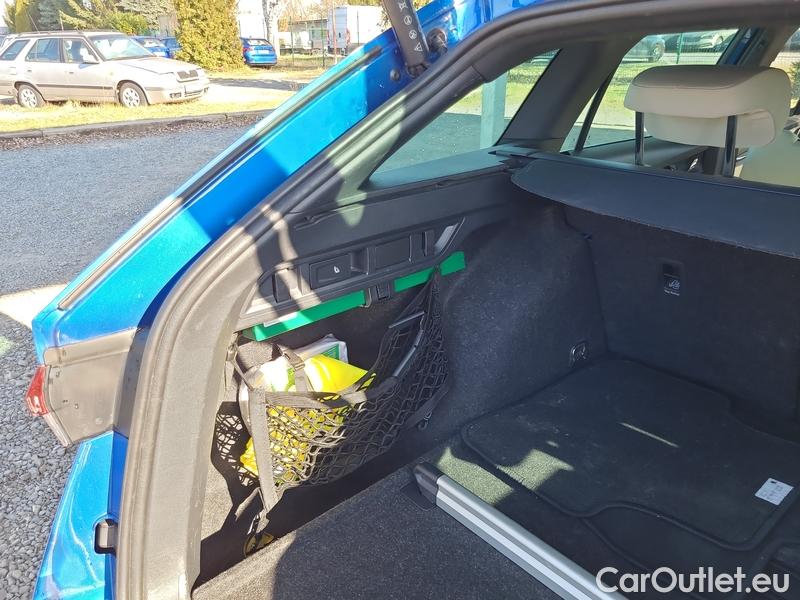  Skoda  Octavia  Combi (NX3)(2020) Oct.Combi 2.0TDI 110 Style AT #4