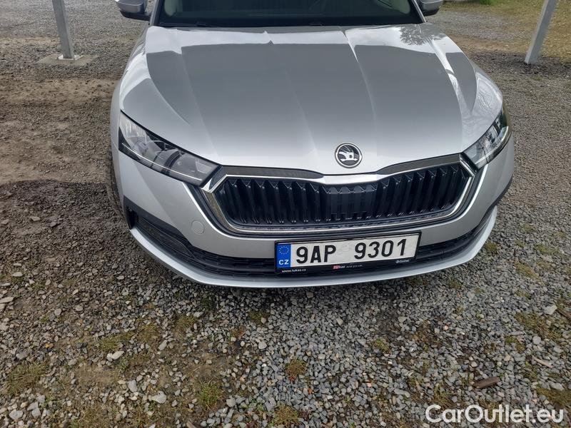  Skoda  Octavia  Combi (NX3)(2020) Oct.C.2.0TDI 110 4x4 Ambit AT #2