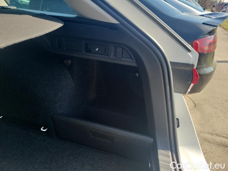  Skoda  Octavia  Combi (NX3)(2020) Oct.Combi 1.5TSI 110 Style #10