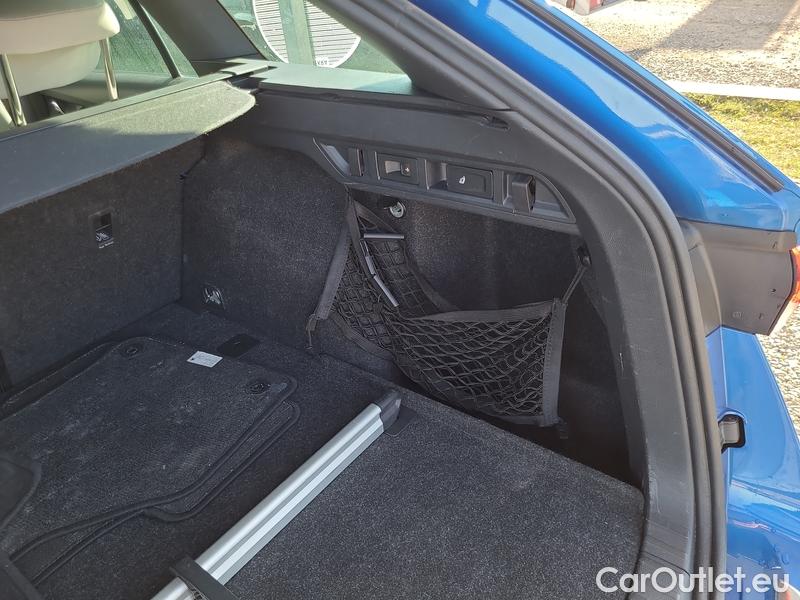  Skoda  Octavia  Combi (NX3)(2020) Oct.Combi 2.0TDI 110 Style AT #3