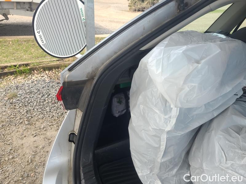  Skoda  Octavia  Combi (NX3)(2020) Oct.C.2.0TDI 110 4x4 Ambit AT #14