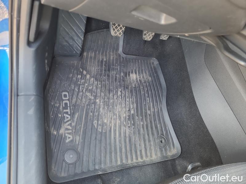  Skoda  Octavia  Combi (NX3)(2020) Oct.Combi 2.0TDI 85 Ambition #5