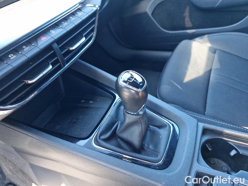  Skoda  Octavia  Lim. (NX3)(2020) Oct.2.0TDI 110 Style 5d #14