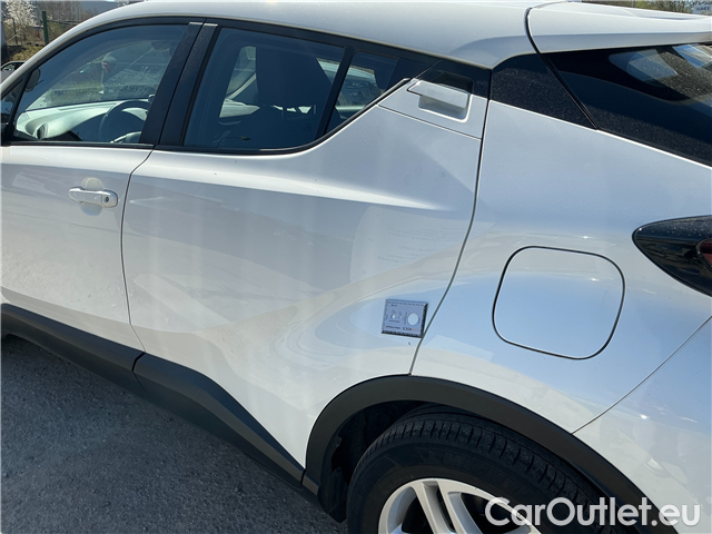  Toyota  C-HR  1.8 Hybrid 90 Comfort AT #6