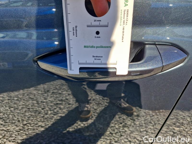  Skoda  Octavia  Lim. (NX3)(2020) Oct.2.0TDI 110 Style 5d #5