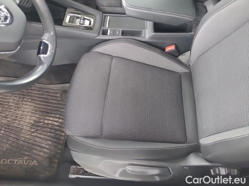  Skoda  Octavia  Combi (NX3)(2020) Oct.C.2.0TDI 110 4x4 Ambit AT #22