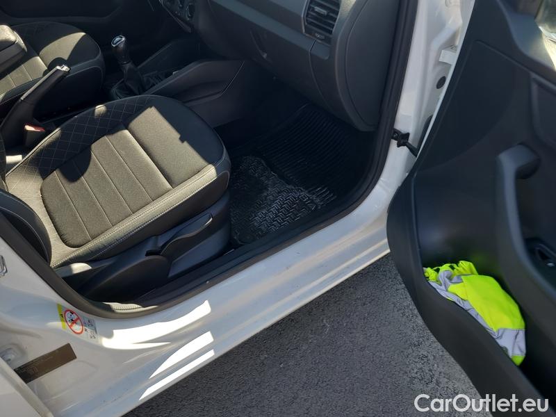  Skoda  Fabia  Combi (2015) Com.1.0TSI 70 Ambition 5d #10