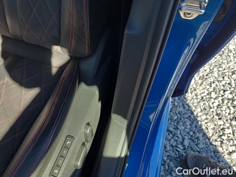  Skoda  Octavia  Combi (NX3)(2020) Oct.C. 2.0TDI 147 RS 4x4 AT #8