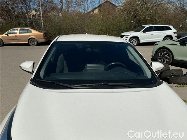  Toyota  C-HR  1.8 Hybrid 90 Comfort AT #2