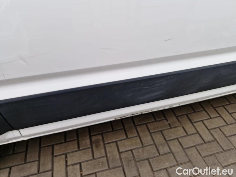  Volkswagen  Crafter  LCV (SY)  (2017-->)  30 103 stred rozvor #28