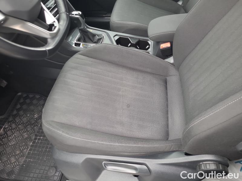  Volkswagen  Tiguan  (AX1)(2020) Tig.All.1.5 TSI 110 Life AT 5d #8