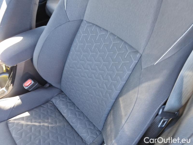  Toyota  Corolla  TouringSports (E21) (2019)  TS 2.0Hyb.Com.T.S.T.AT #10