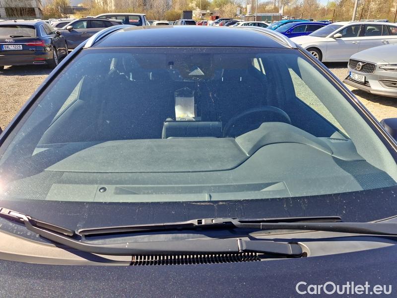  Toyota  Corolla  TouringSports (E21) (2019)  TS 2.0Hyb.Com.T.S.T.AT #1