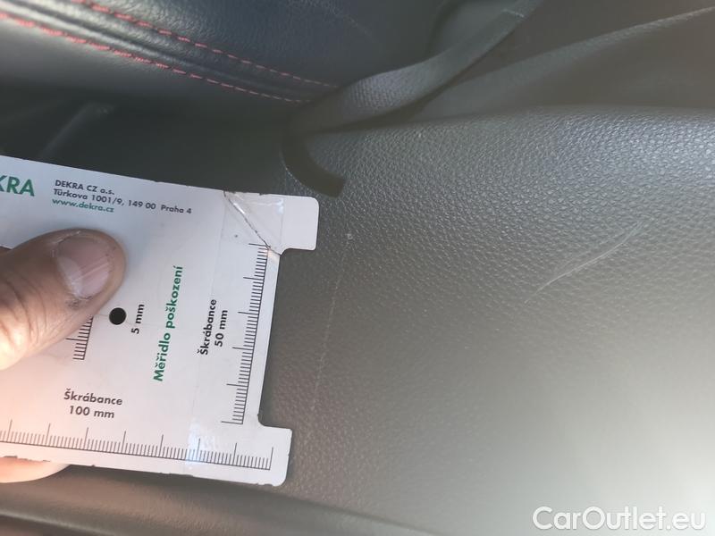  Toyota  RAV4  2019  2.5 PHEV Selection 4WD AT #15