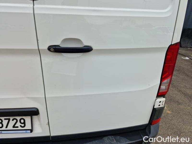  Volkswagen  Crafter  LCV (SY)  (2017-->)  30 103 stred rozvor #23
