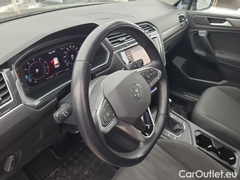  Volkswagen  Tiguan  (AX1)(2020) Tig.All.1.5 TSI 110 Life AT 5d #10