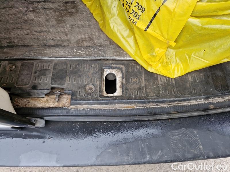  Volkswagen  Crafter  LCV (SY)  (2017-->)  30 103 stred rozvor #25