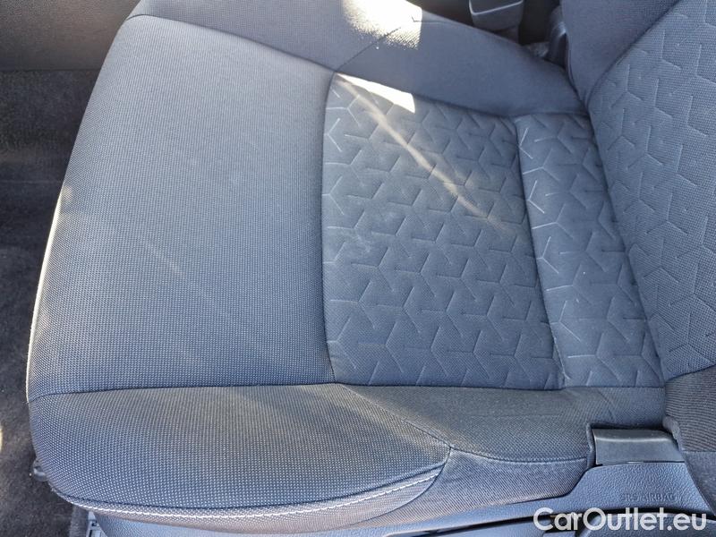  Toyota  Corolla  TouringSports (E21) (2019)  TS 2.0Hyb.Com.T.S.T.AT #9