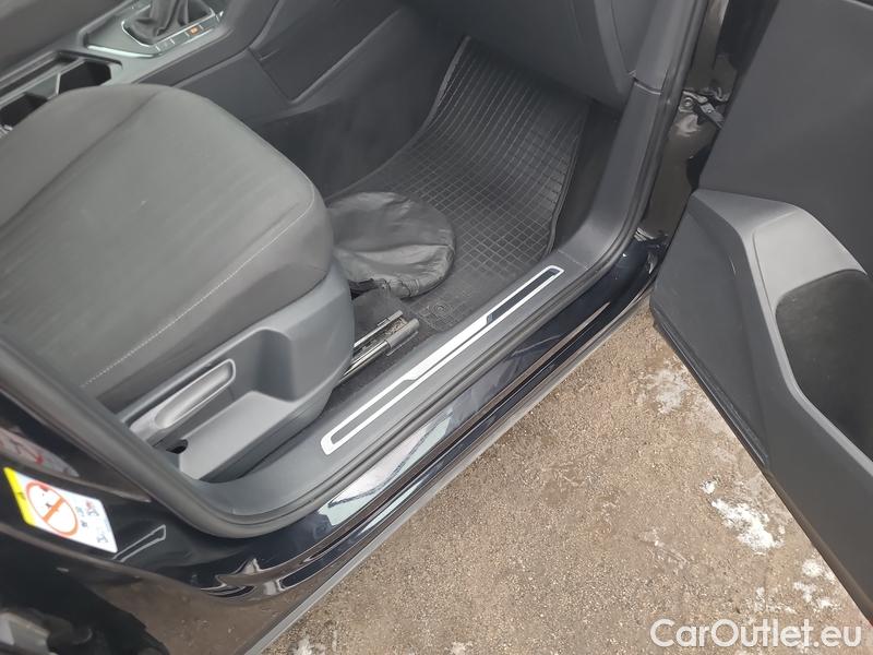  Volkswagen  Tiguan  (AX1)(2020) Tig.All.1.5 TSI 110 Life AT 5d #29