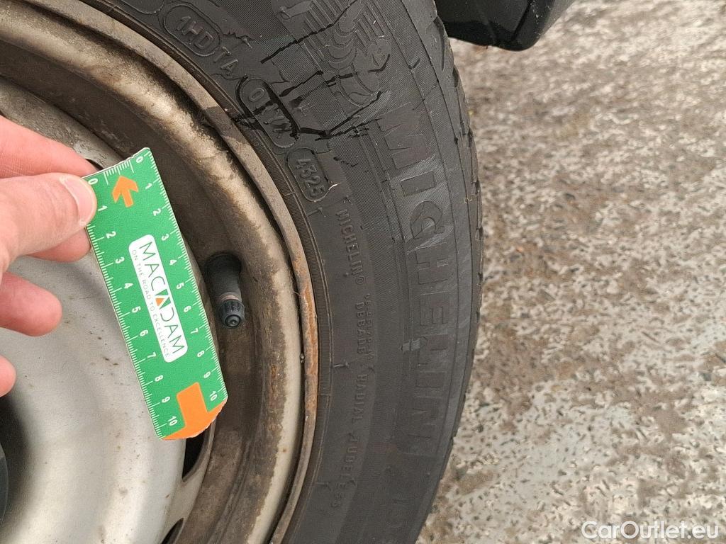  Citroen  Berlingo  Fourgon Club M 650 1.5 BlueHDi 100CV BVM6 E6d #32