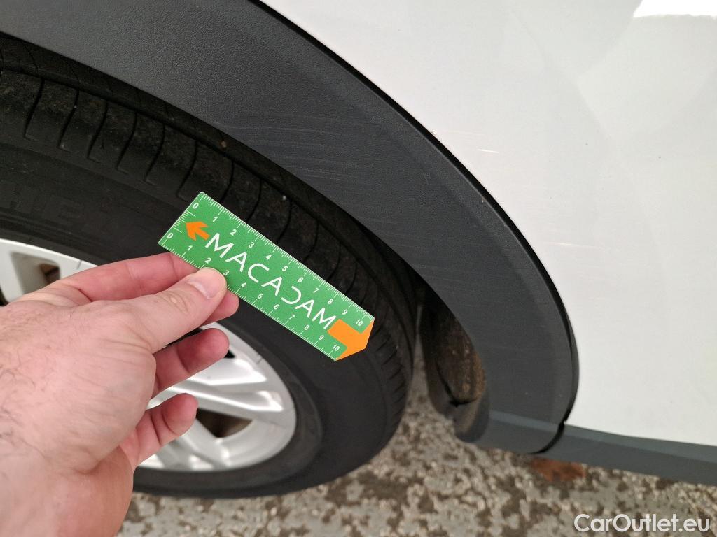  Audi  Q3 AUDI  2018 5P SUV 1.5 35 TFSI 150 S TRONIC BUSINESS LINE #34