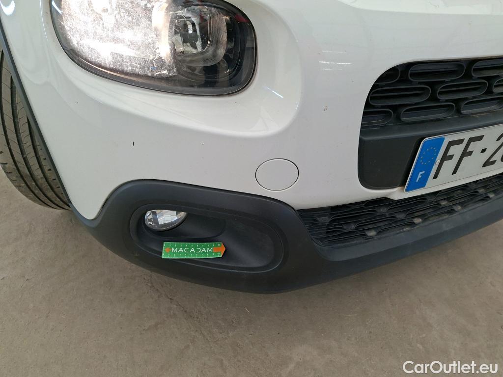  Citroen  C3  Société Feel 1.5 BlueHDI 100CV BVM5 E6dT #1