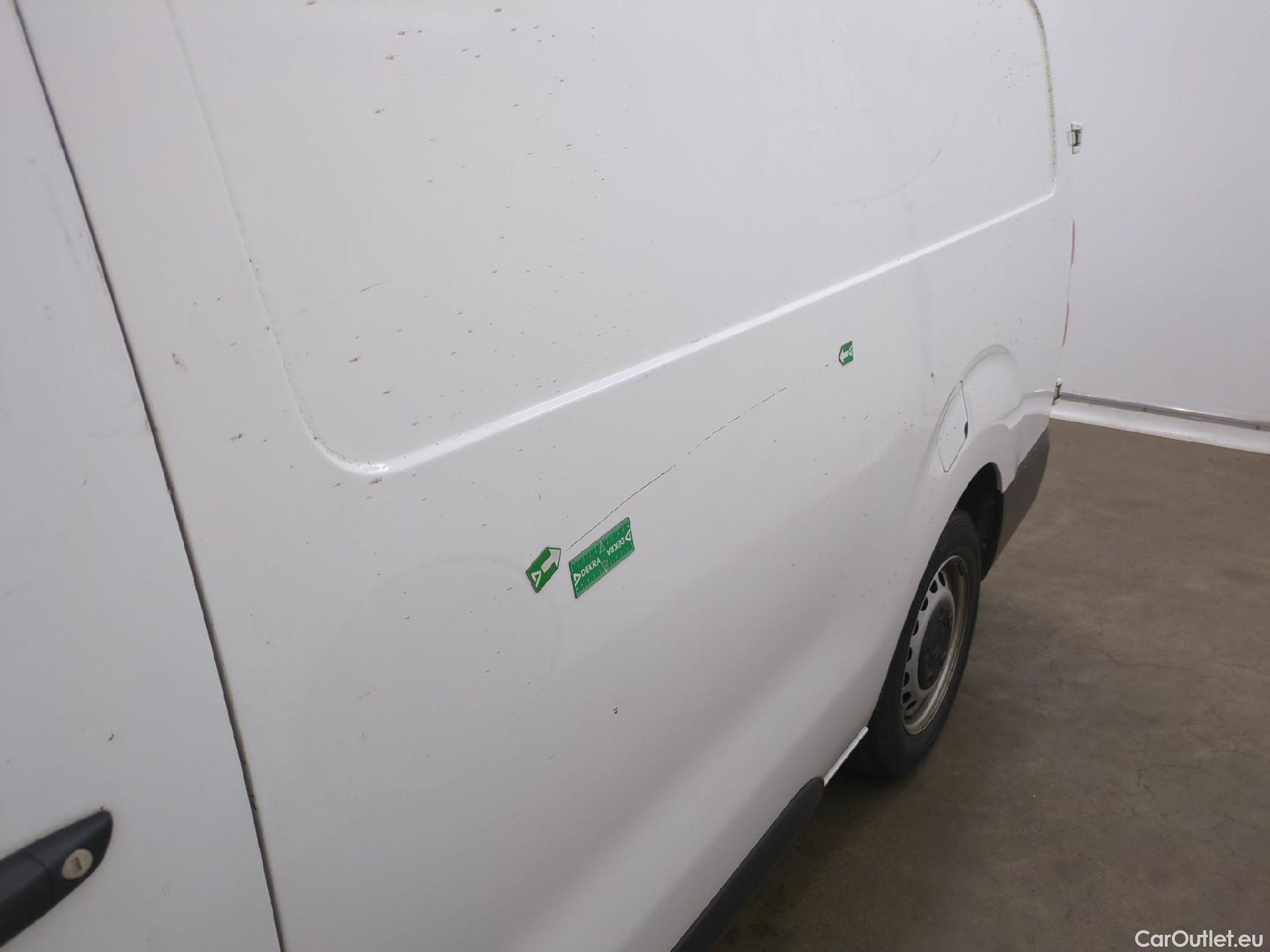  Citroen  Jumpy CITROEN  / 2016 / 4P / Fourgon tôlé XL BlueHDi 120 S&S BVM6 (340 Nm) Driver #27