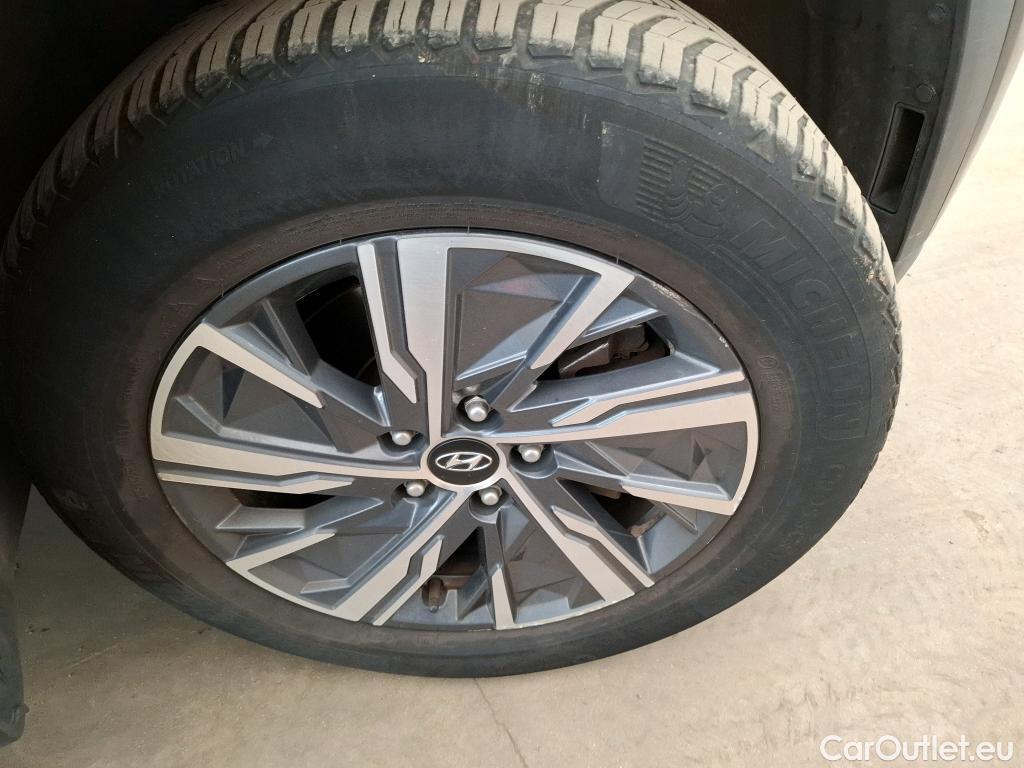  Hyundai  Tucson  Intuitive Hybrid 2WD 1.6 T-GDI 230CV BVA6 E6d #69