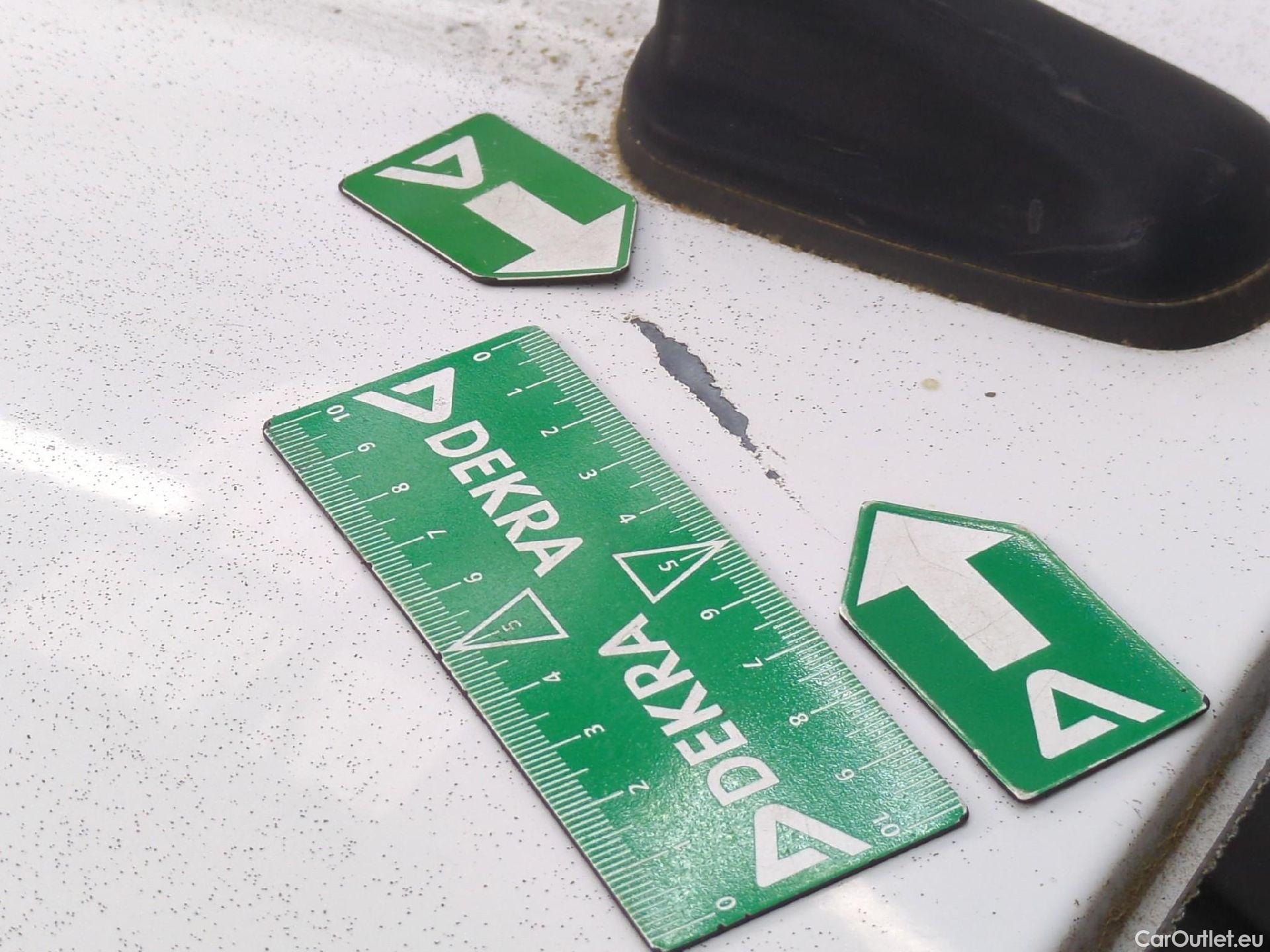  Citroen  Jumpy CITROEN  / 2016 / 4P / Fourgon tôlé XL BlueHDi 120 S&S BVM6 (340 Nm) Driver #20