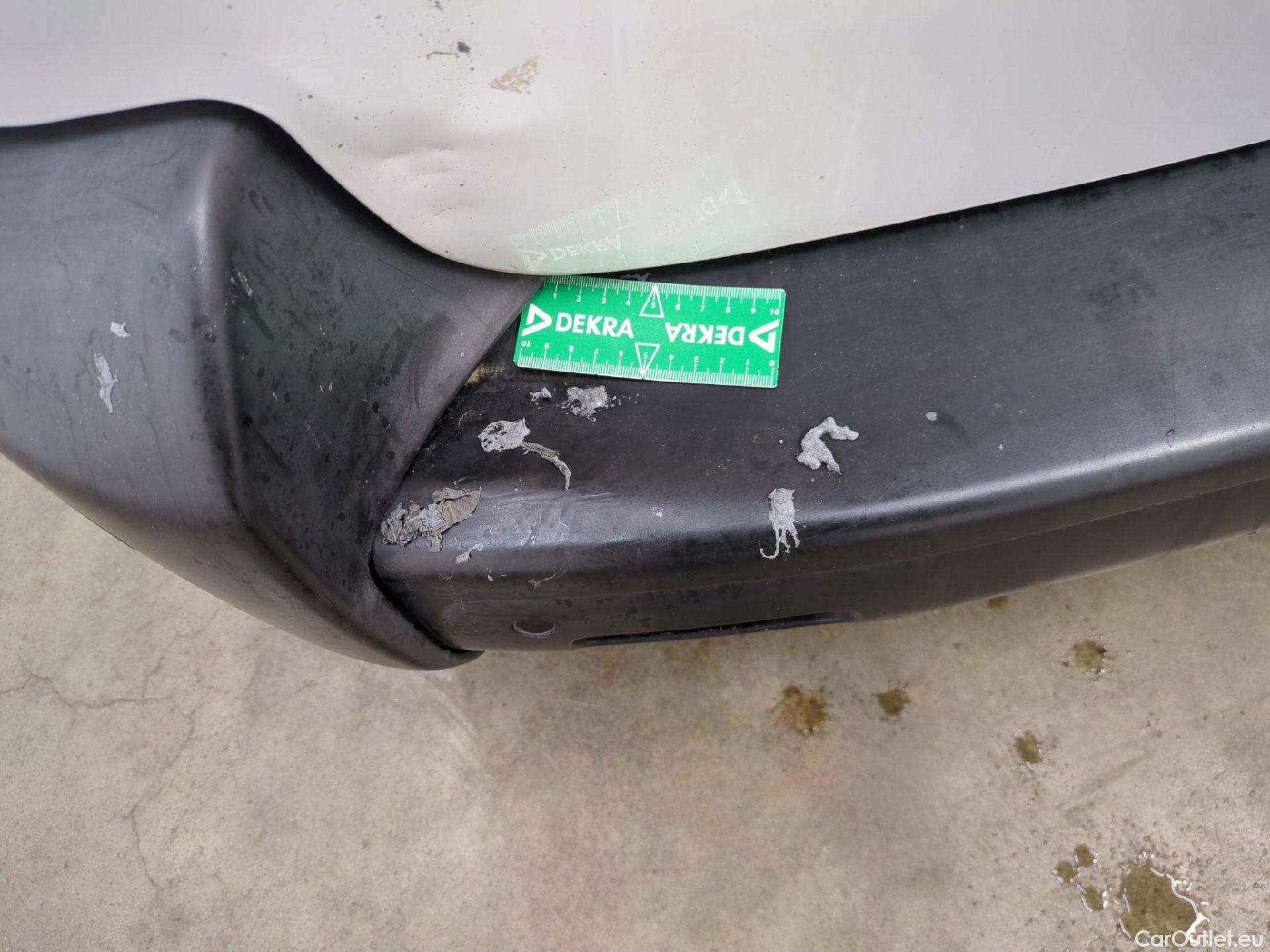  Citroen  Jumpy CITROEN  / 2016 / 4P / Fourgon tôlé XL BlueHDi 120 S&S BVM6 (340 Nm) Driver #2