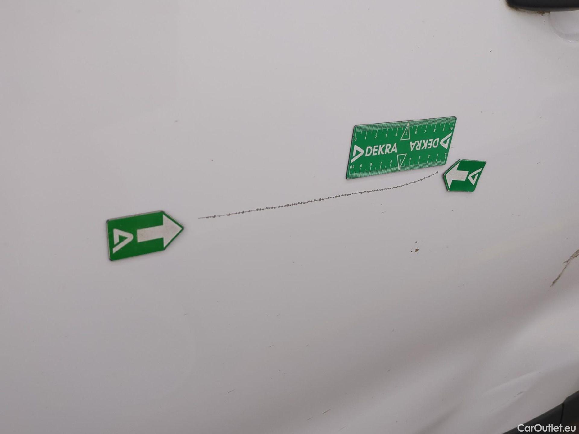  Citroen  Jumpy CITROEN  / 2016 / 4P / Fourgon tôlé XL BlueHDi 120 S&S BVM6 (340 Nm) Driver #13