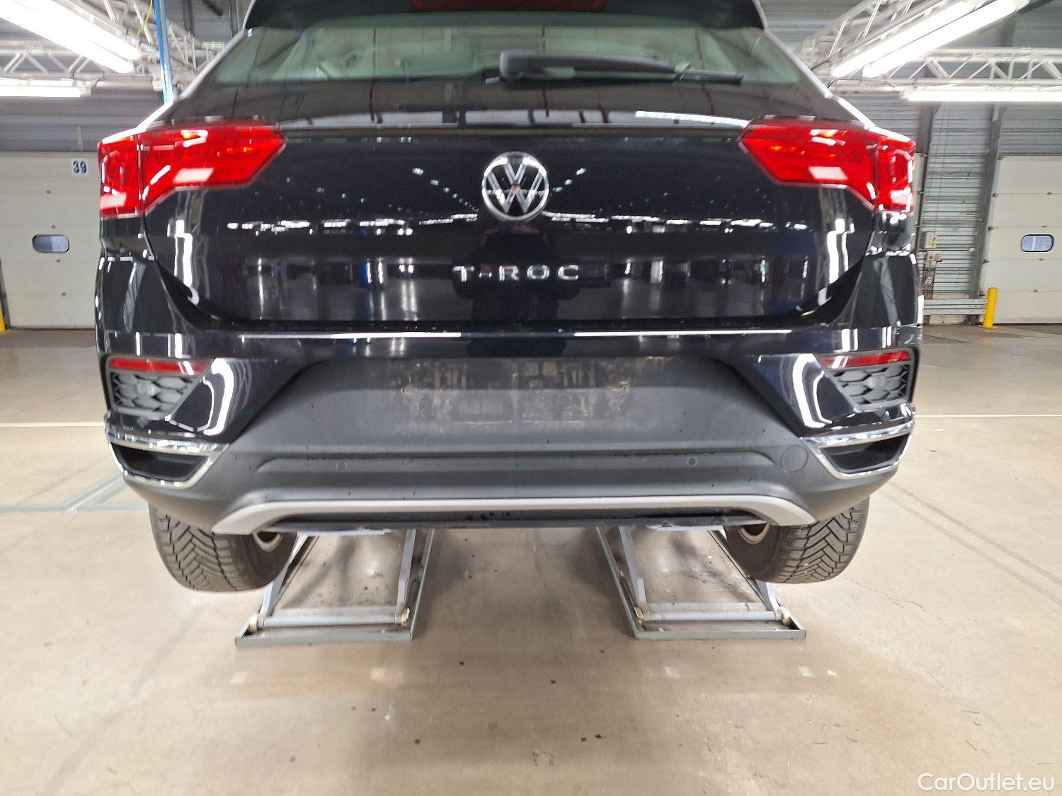  Volkswagen  T-ROC VW,  '17, Volkswagen  1.5 TSI Style DSG 5d #1