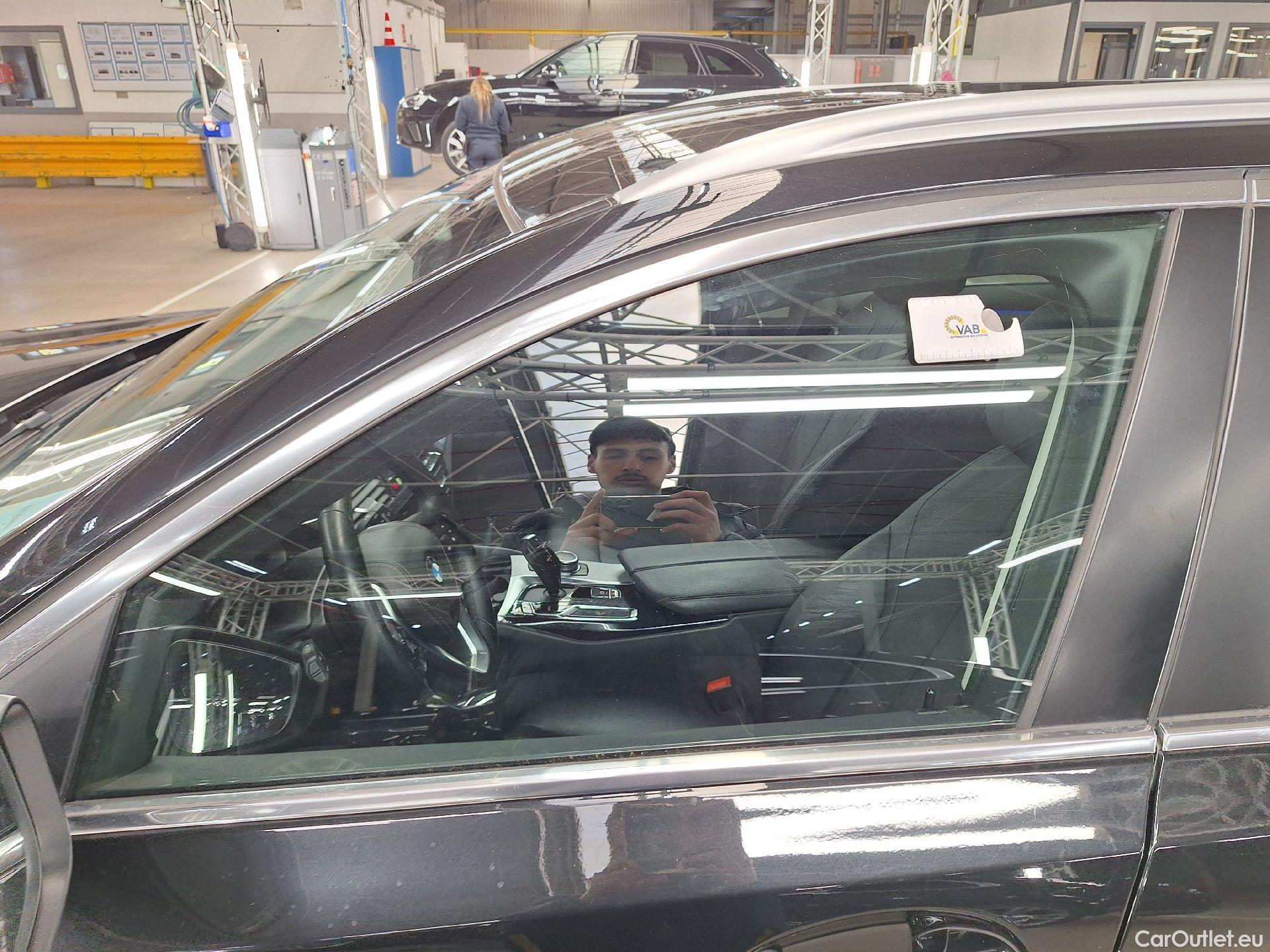  Bmw  Serie 5 BMW, 5-serie To FL'20, BMW 5 Reeks Touring 518d Aut. (110 kW) 5d #1