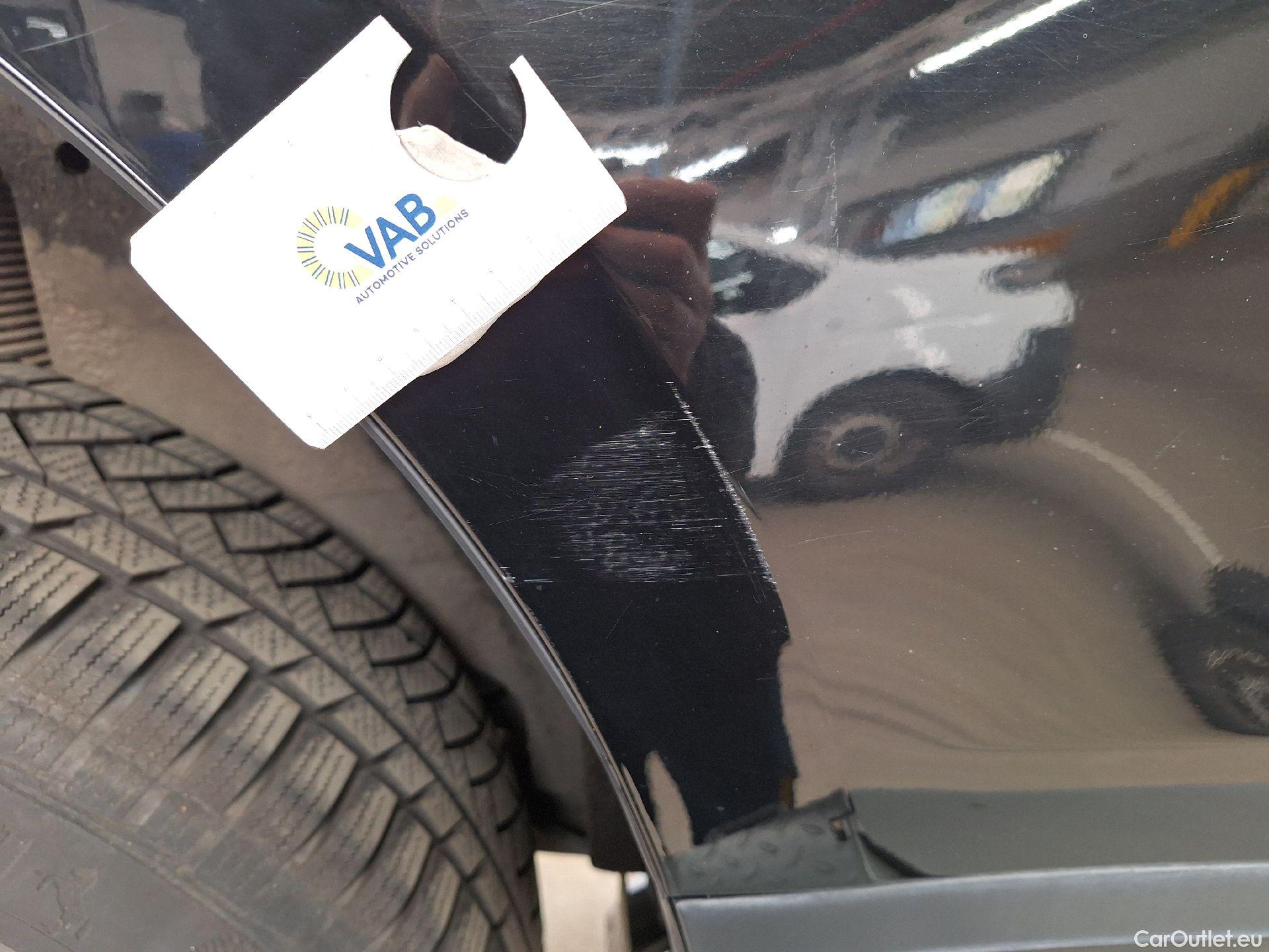  Land Rover  Range Rover Evoque Land Rover, RR.Evoque '18, Land Rover  D150 FWD Man 5d #28