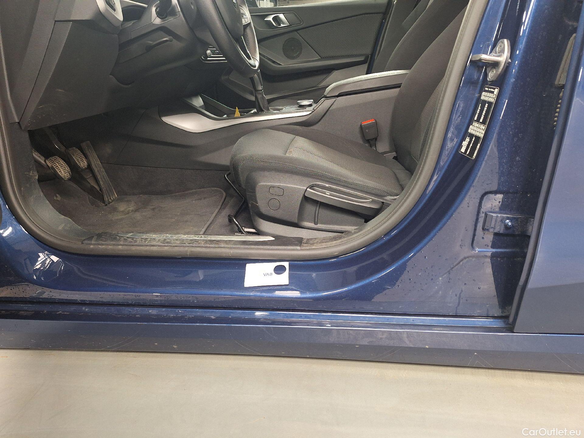  Bmw  Serie 1 BMW, 1-serie '19, BMW 1 Reeks Hatch 116d (85 kW) 5d #41