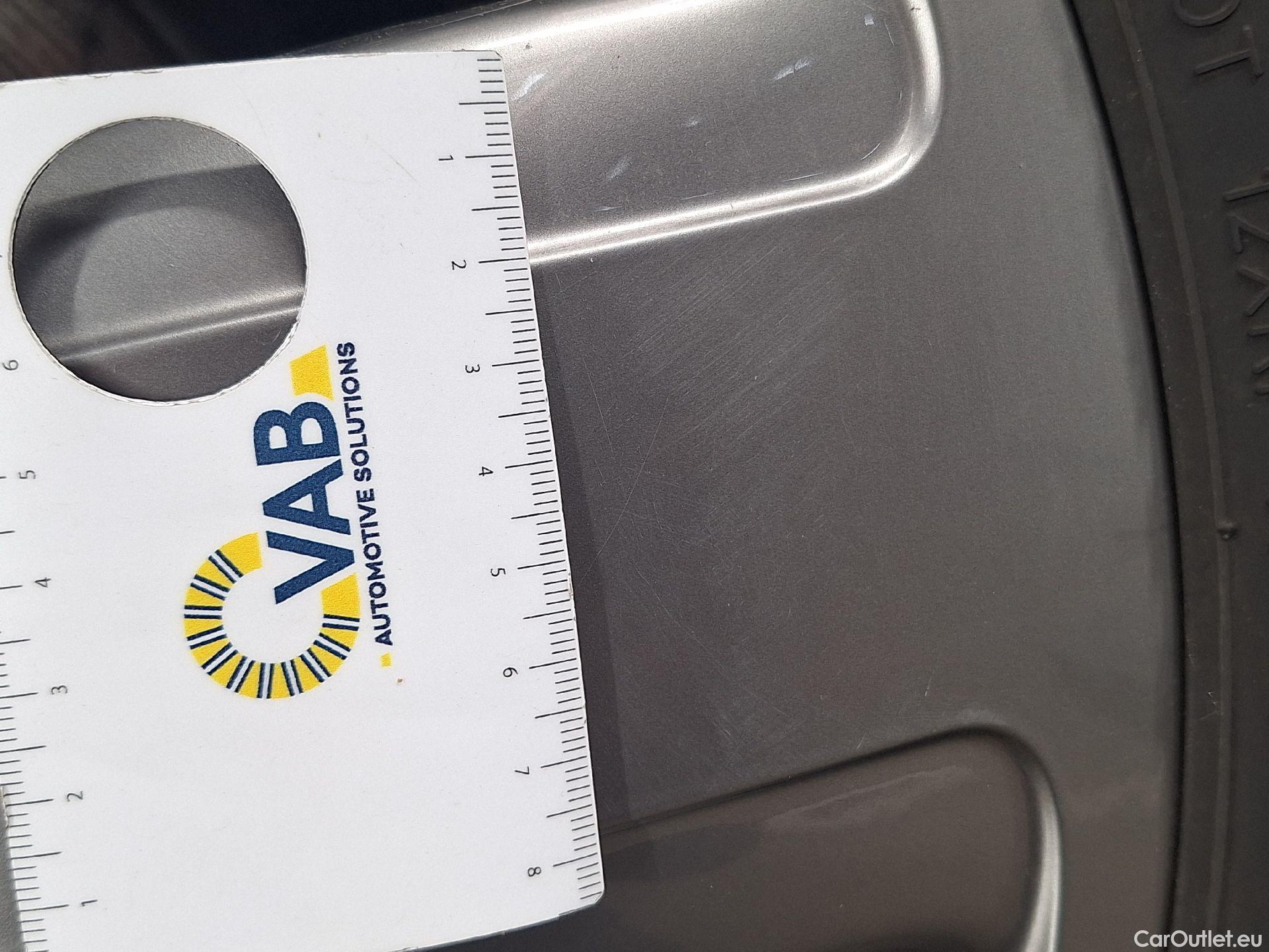  Bmw  Serie 1 BMW, 1-serie '19, BMW 1 Reeks Hatch 116d (85 kW) 5d #60