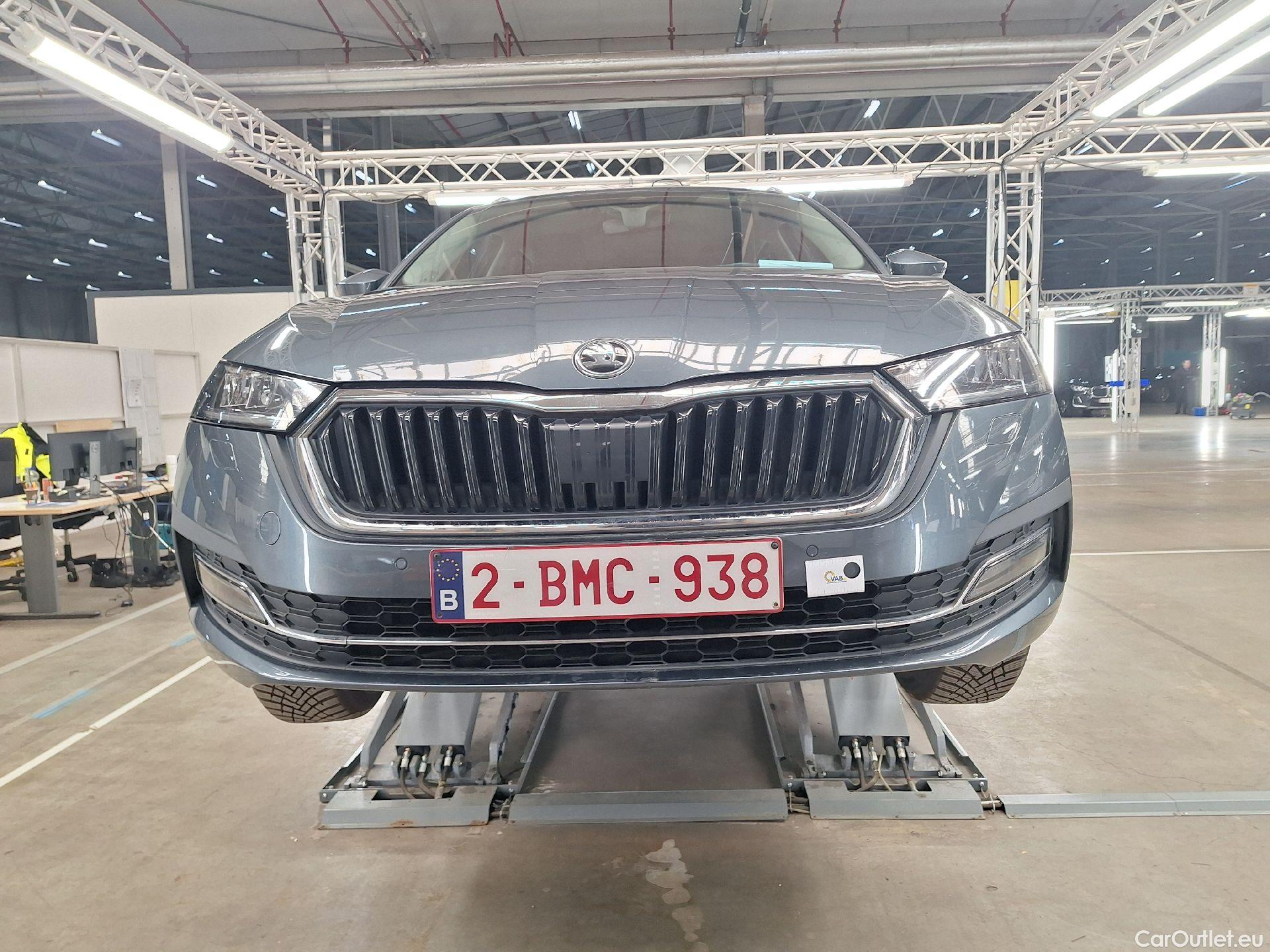  Skoda  Octavia Skoda,  Combi '20, Skoda  Combi 2.0 CRTDI 85kW DSG7 Clever 5d #13