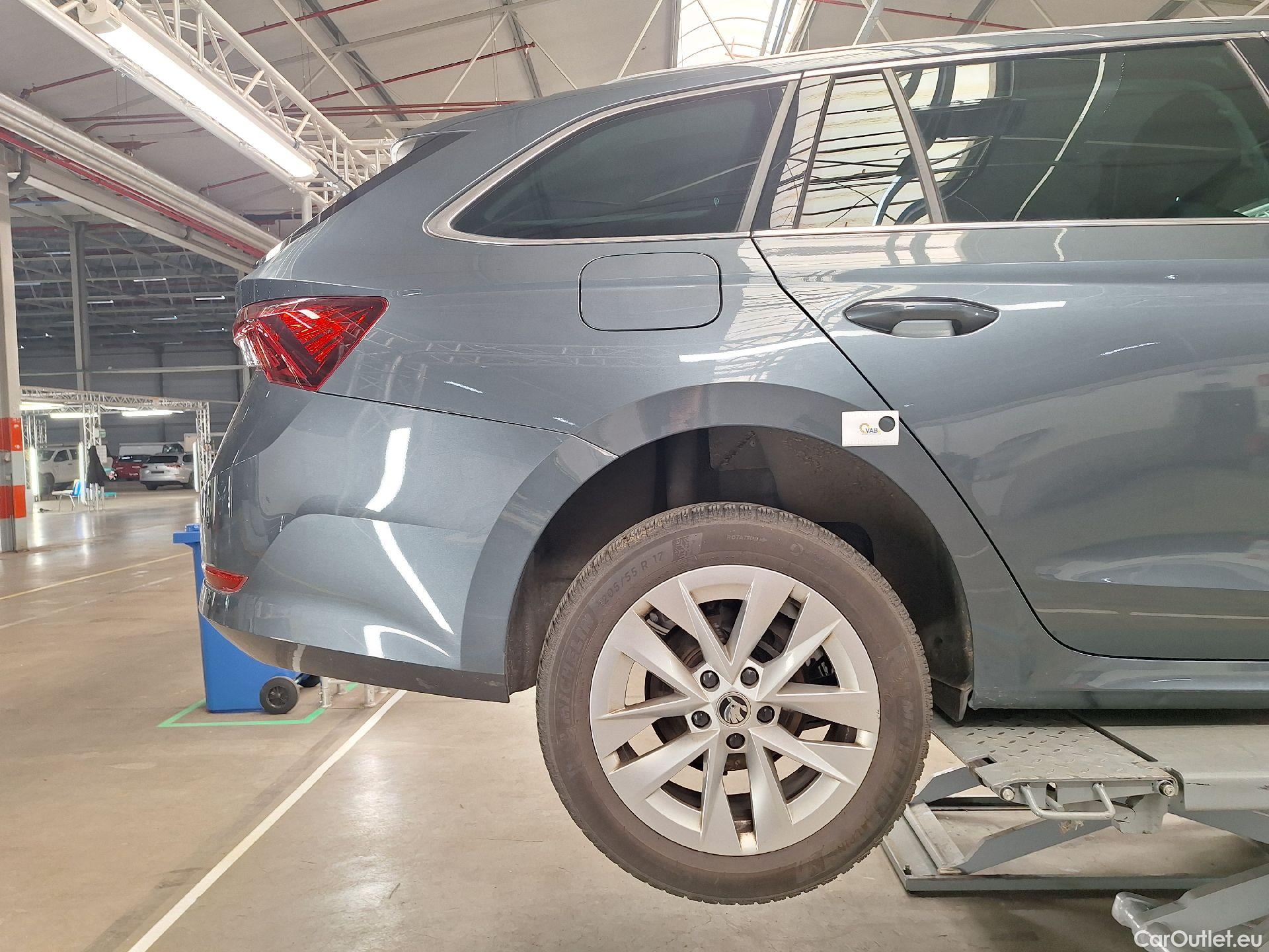  Skoda  Octavia Skoda,  Combi '20, Skoda  Combi 2.0 CRTDI 85kW DSG7 Clever 5d #46